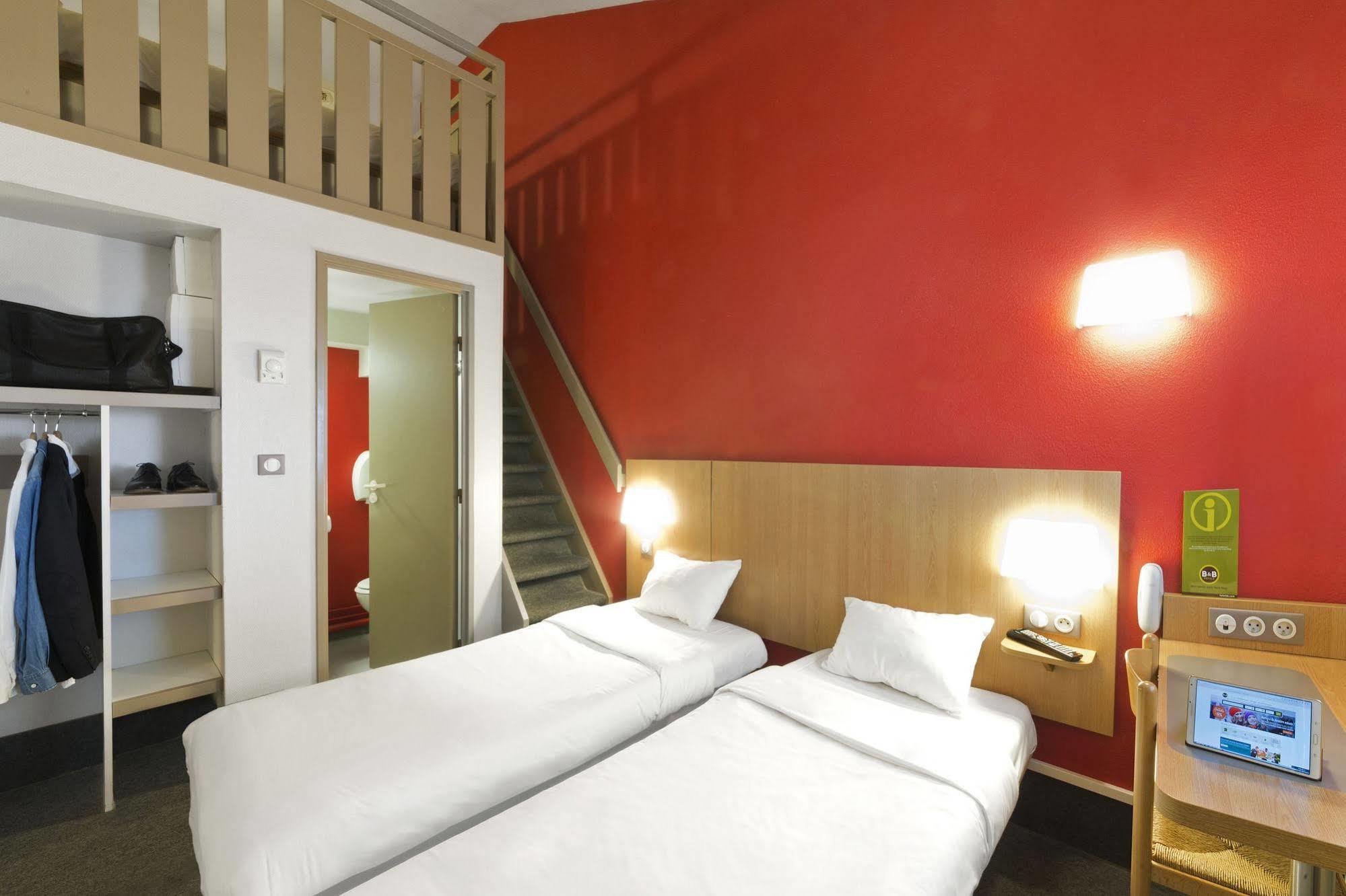 B&B Hotel Laval Change Eksteriør bilde