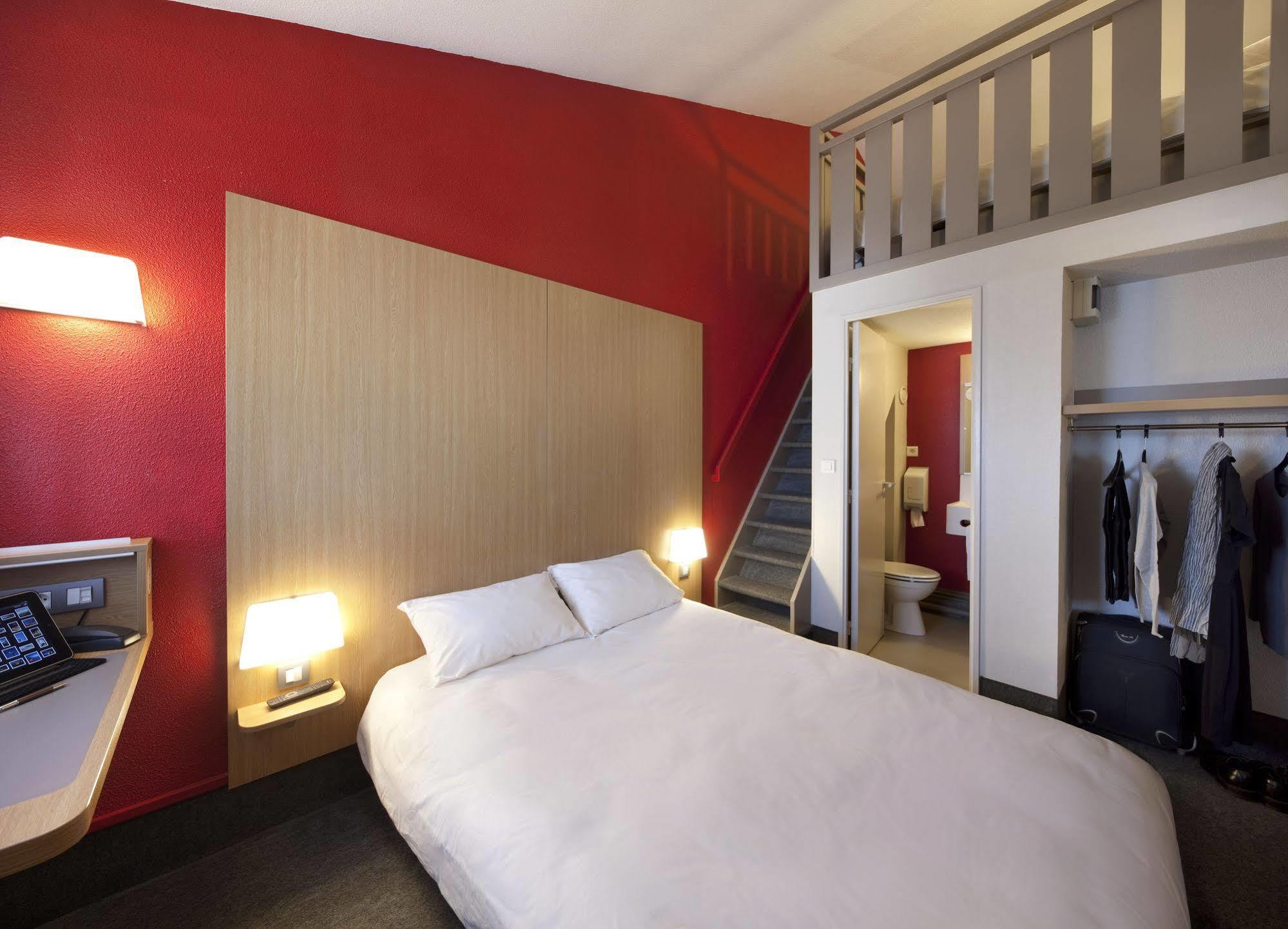 B&B Hotel Laval Change Eksteriør bilde