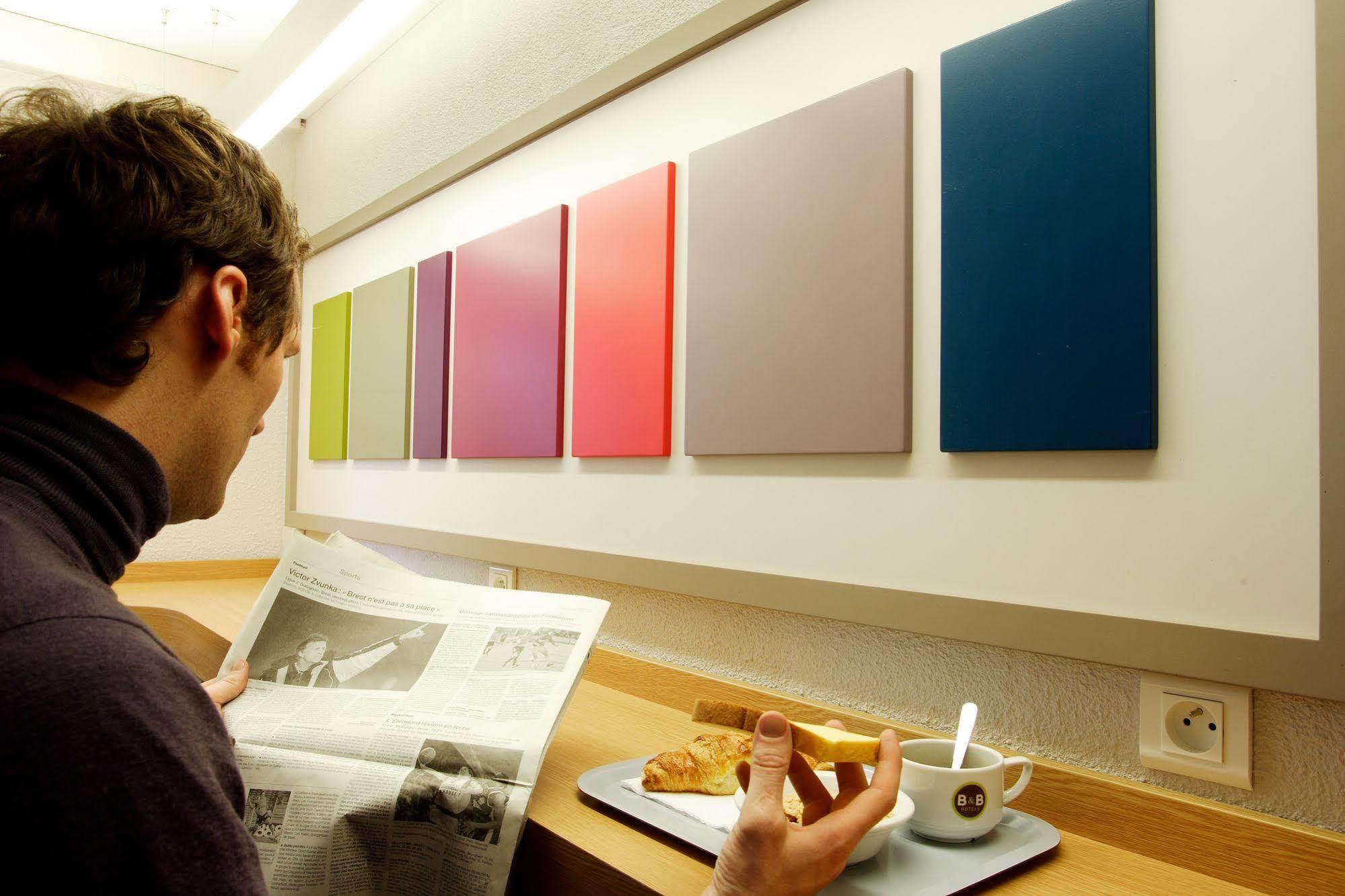 B&B Hotel Laval Change Eksteriør bilde